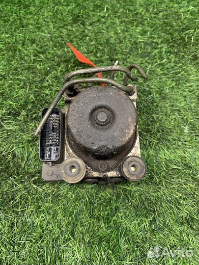 Блок ABS Mitsubishi Lancer Cedia