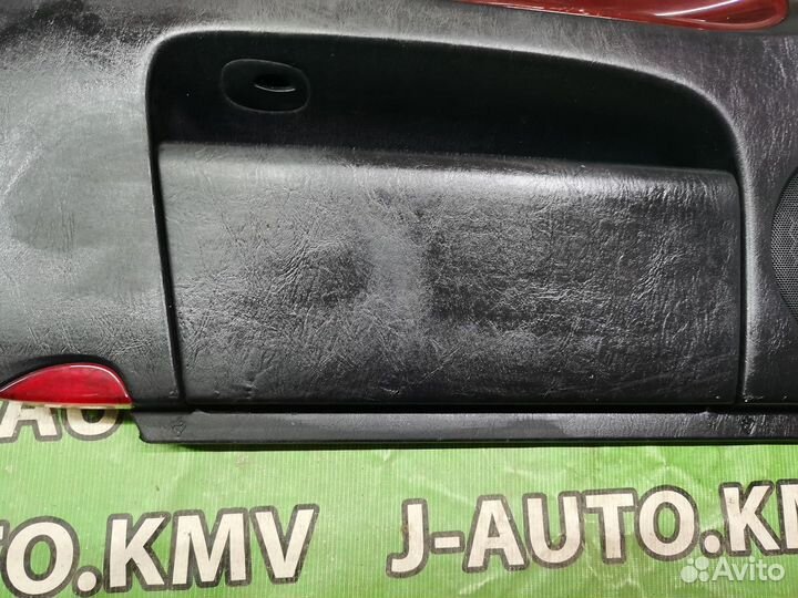 Обшивка двери Lexus GS