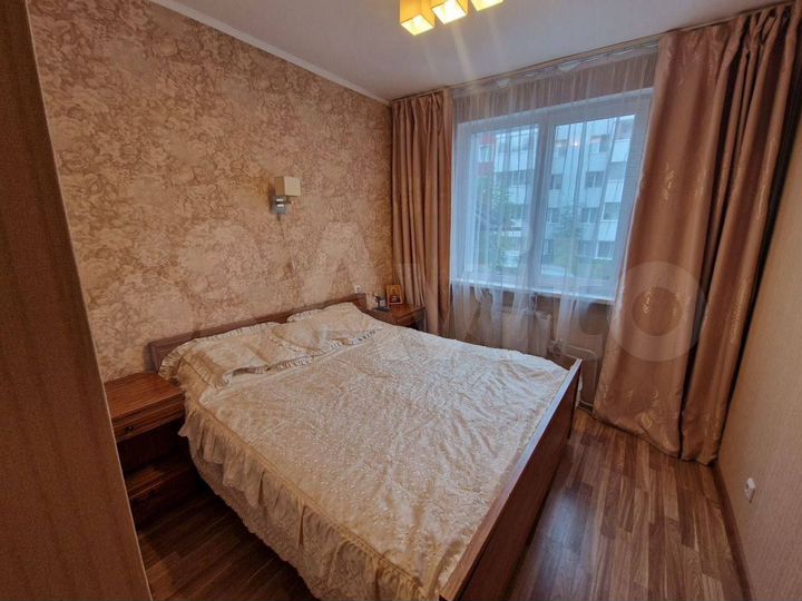 2-к. квартира, 54 м², 1/5 эт.