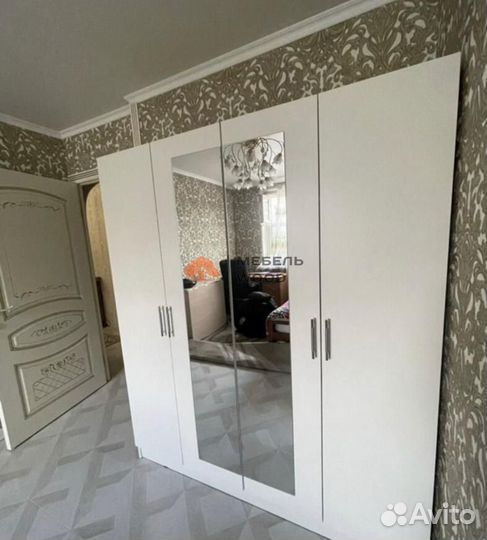 Шкаф распашной