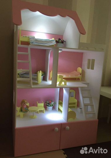 Домик кукольный