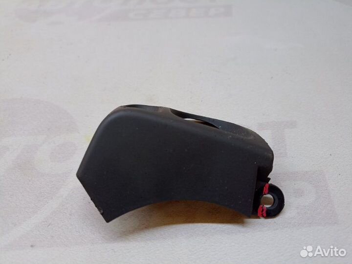 Накладка декоративная правая Volkswagen Touareg 7L