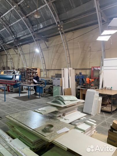 Аренда cтола в мебельном цехе