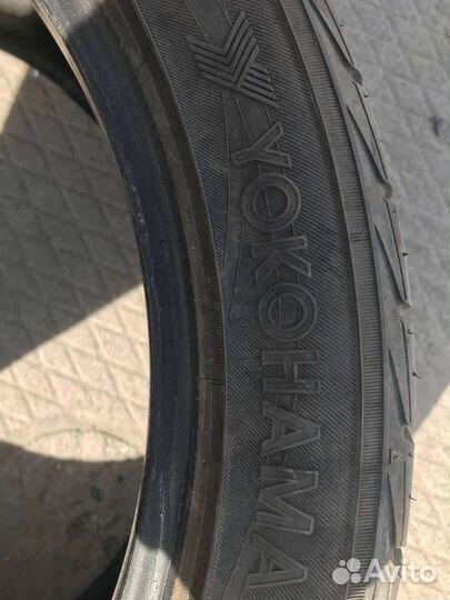 Yokohama Advan Sport V103 255/40 R19