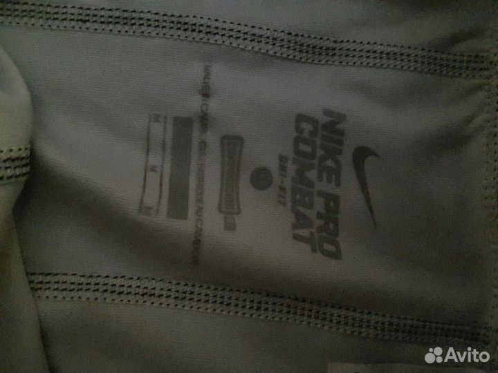 Короткие леггинсы nike