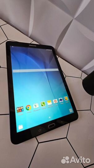 Планшет samsung galaxy tab е