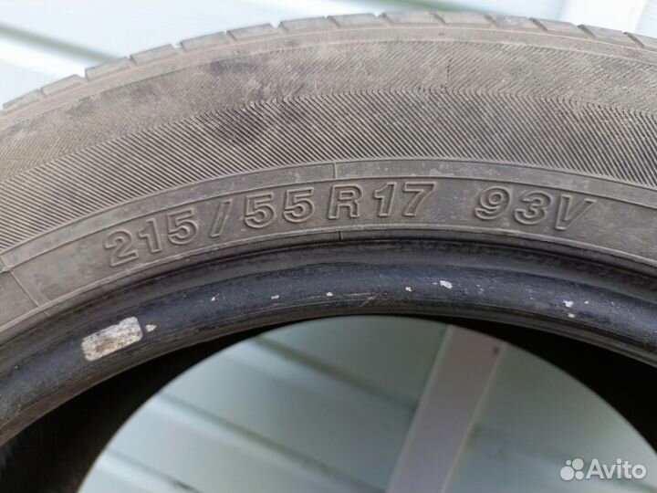 Yokohama dB Decibel E70 215/55 R17