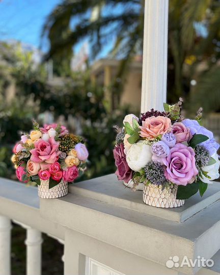 Композиции из искусственных цветов