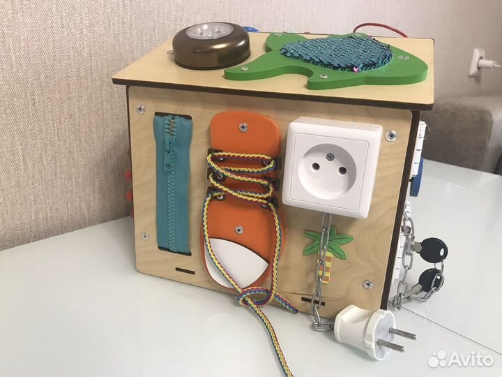 Бизиборд бизидом