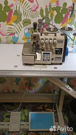 Оверлок для швейной машины
