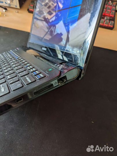 Ноутбук sony vaio SVE111A11V