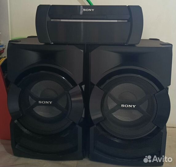 Музыкальный центр sony shake X 30D