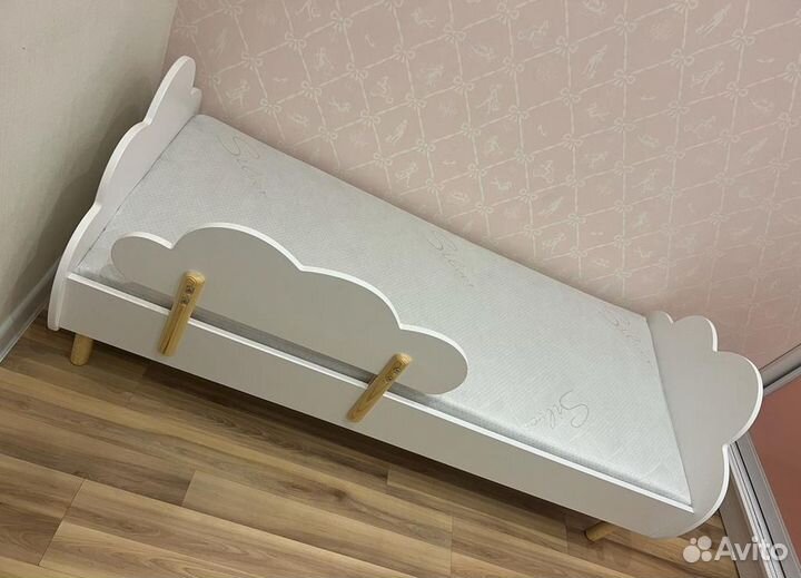 Детская кровать новая