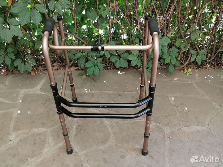 Ходунки для взрослых