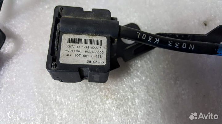 Датчик ускорения Audi A8 D3