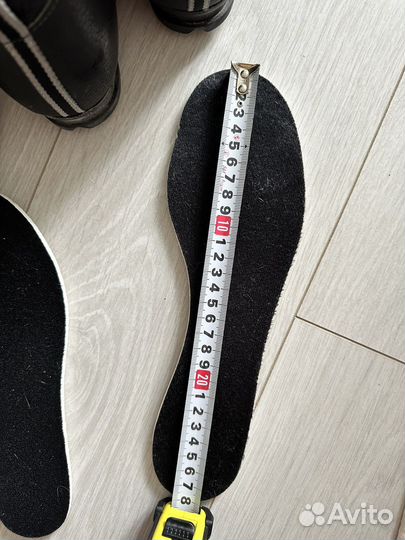 Лыжные ботинки 35 и 42 размер