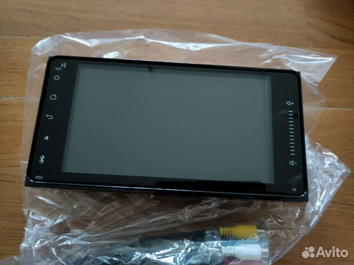 Автомагнитола Toyota 200x100 Android 12