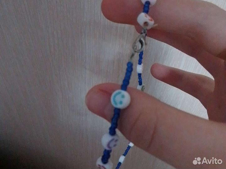 Ожерелье из бисера и из смайликов
