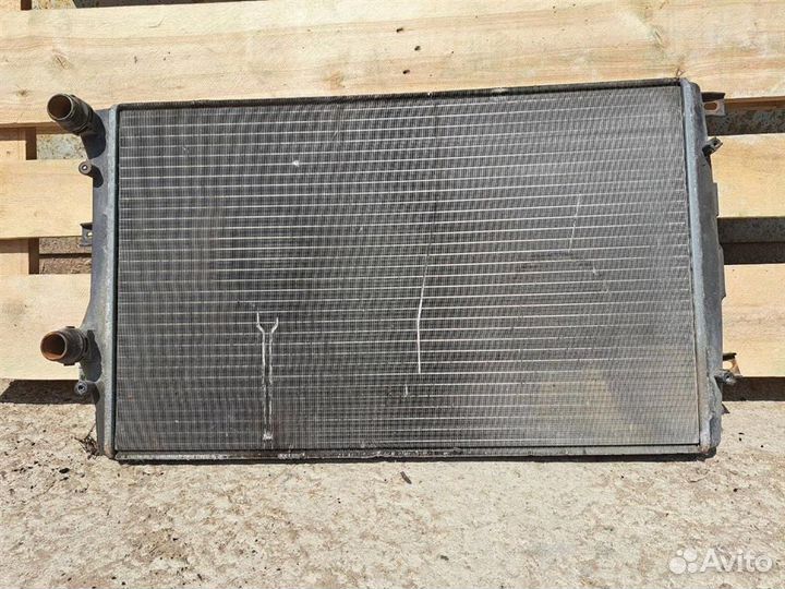 Радиатор основной VW Passat (B6) 2005-2010