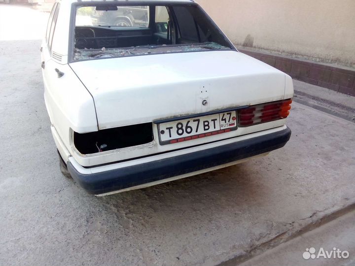 Запчасти Мерседес Бенс 190Е