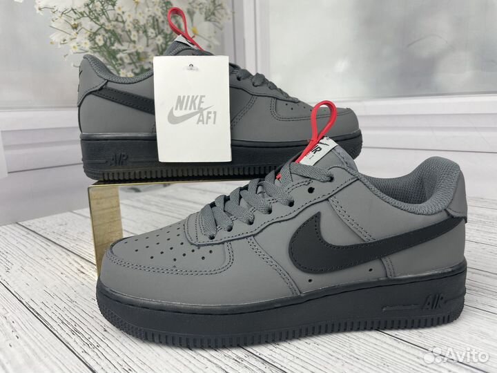 Кроссовки Nike Air Force 1