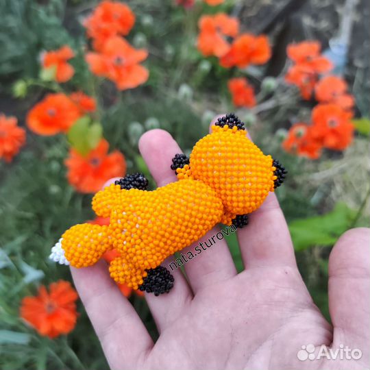 Брелок из бисера, амигуруми, звезда, колокольчик