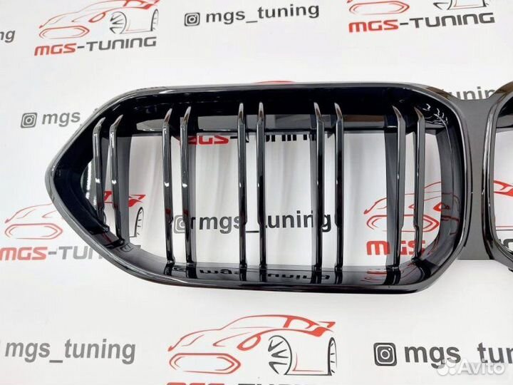 Решетка на BMW 2 Series F44 М2-Style+триколор