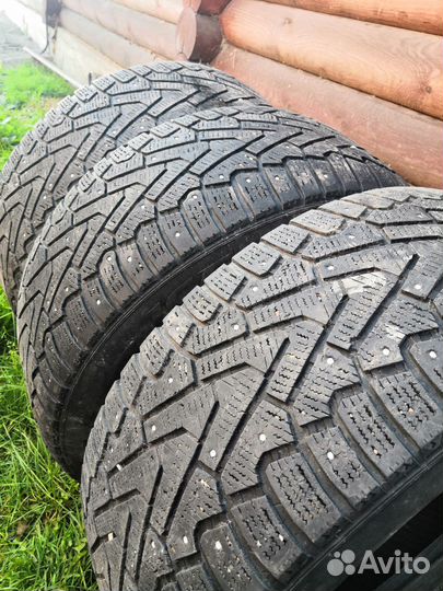 Pirelli Ice Zero 255/50 R19