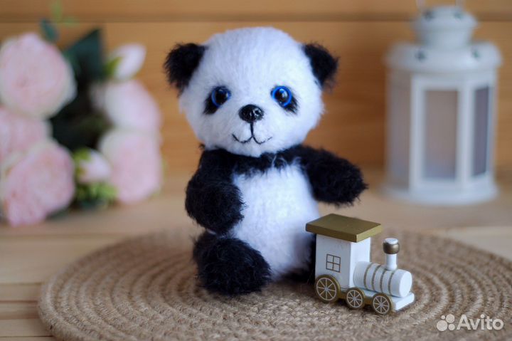 Мягкая вязаная игрушка Панда