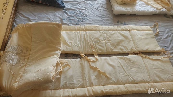 Белье Бортики в кроватку новые