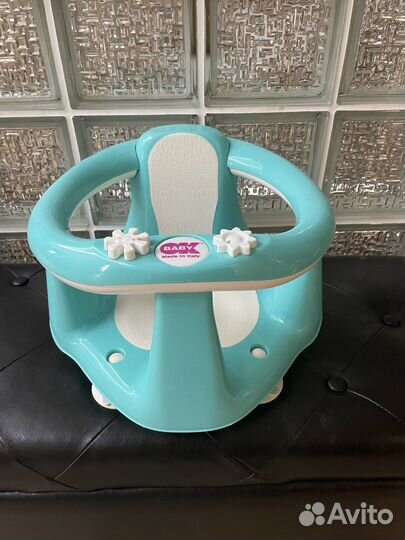 Стульчик для купания в ванной