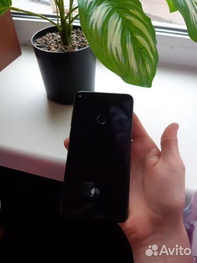 HUAWEI P8 Lite, 2/16 ГБ