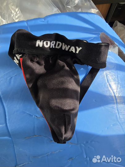 Хоккейная защита взрослая бу