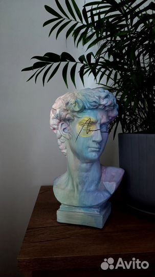 Голова Давида. Кашпо под небольшой цветок/ваза