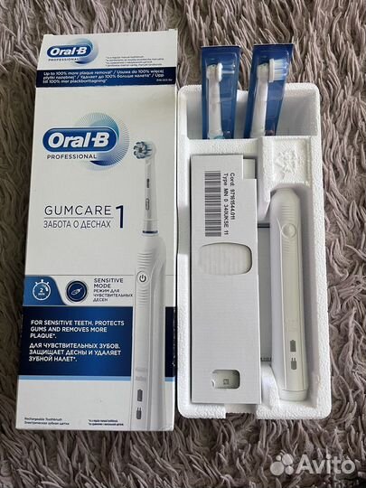 Зубная щетка oral b новая