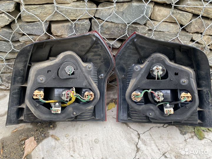 Задние фонари Toyota Alex