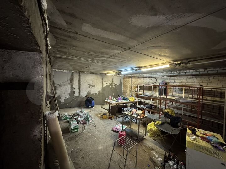 Гараж, > 30 м²