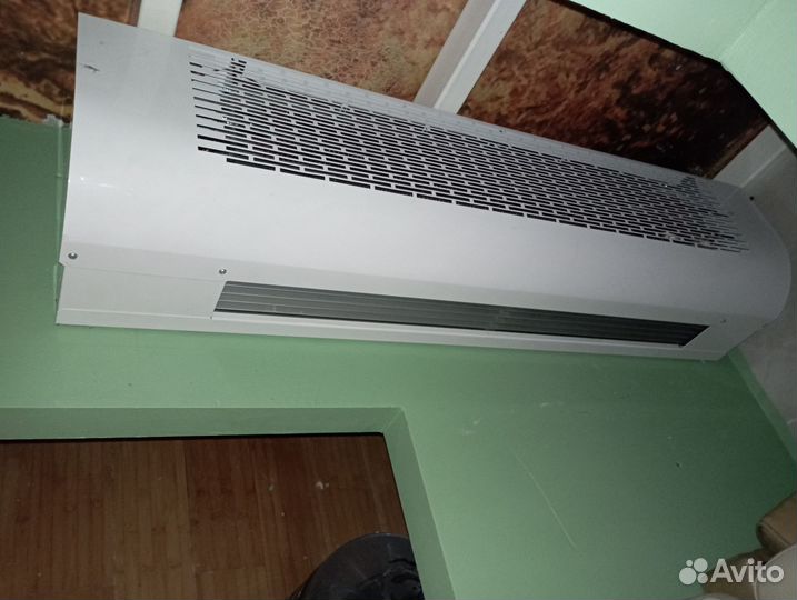 Электрическая тепловая завеса