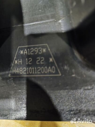 Накладка кронштейна зеркала правого H4821011200A0