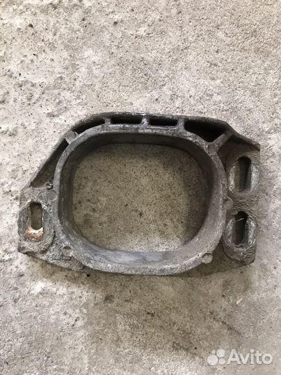Кронштей подушки двигателя Audi A4 B6 (4349)