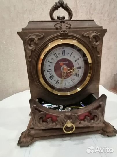 Часы настольные янтарь СССР