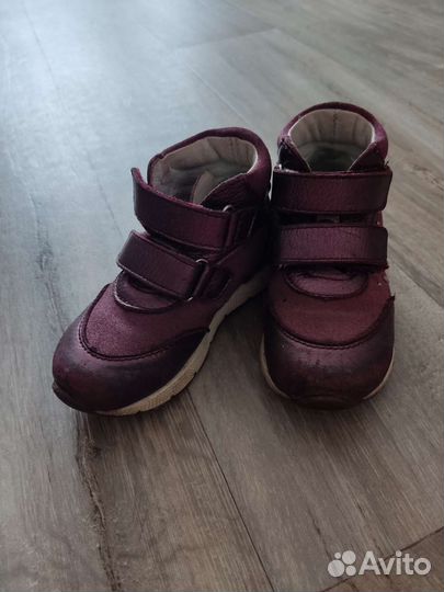 Ботинки детские 25 размер