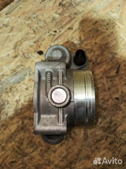 Дроссельная заслонка Volkswagen Touareg 2007