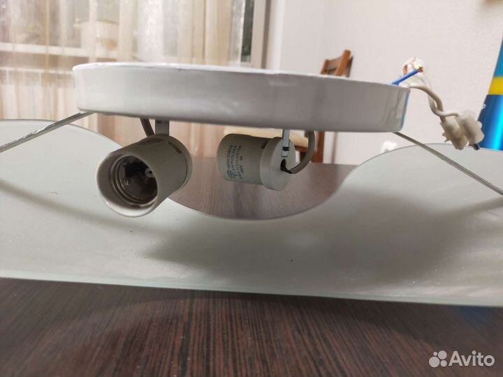 Светильник