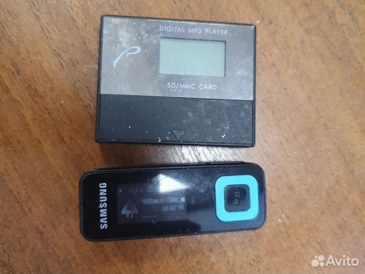 Mp3 плеер samsung F3 rovermedia aria M2