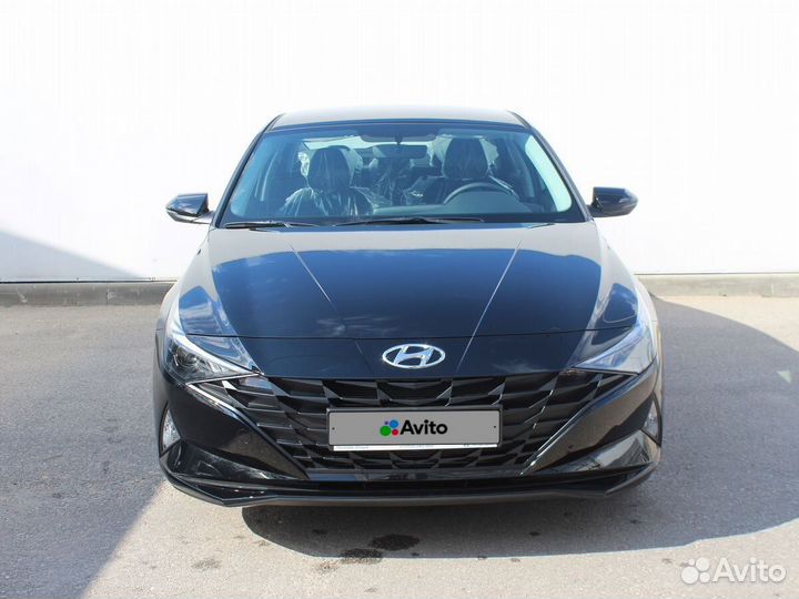 Hyundai Elantra, 2023