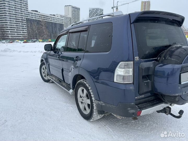 Mitsubishi Pajero 3.2 AT, 2008, 350 000 км