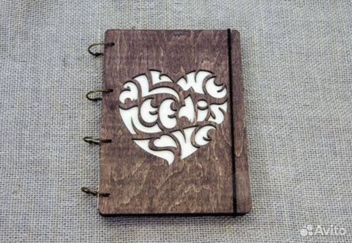Ежедневник из дерева / блокнот с гравировкой