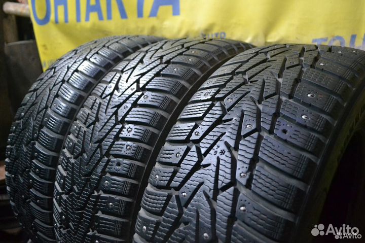 Nokian Tyres Hakkapeliitta 7 215/65 R16