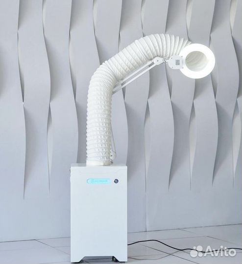 Маникюрная вытяжка пылесос для маникюра и педикюра